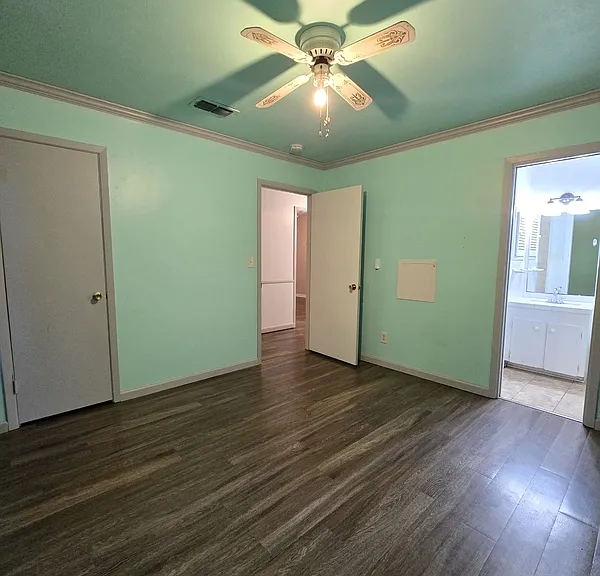 1514 State Highway 155 N — Photo 21