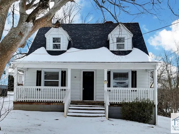 1350 Rivermont Hts, Martinsville, VA 24112