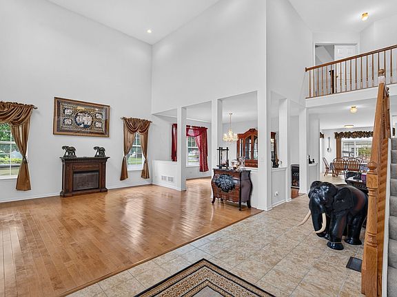 3rd image of 24501 Bay Creek Ln