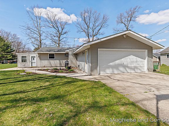 2nd image of 8201 Indian Shores Dr