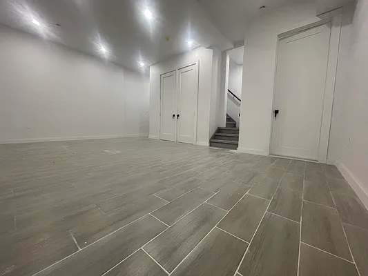 Rented by Compass | media 10