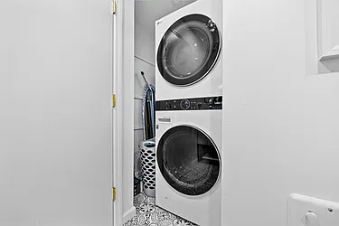 Rented by Aron Fried, LREB