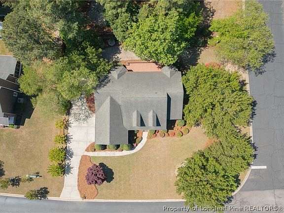 3rd image of 6826 Surrey Rd