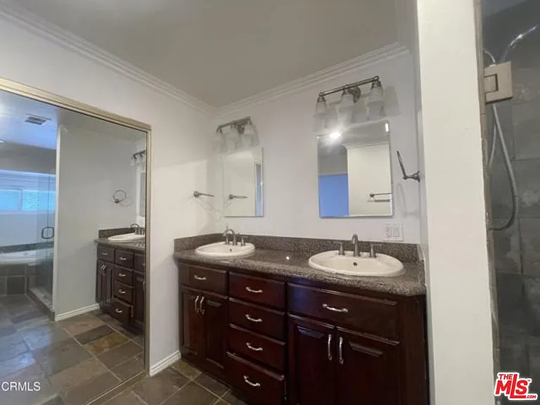 1024 Laguna Ter — Photo 25