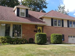 1215 Winstead Rd, Wilmington, DE 19803