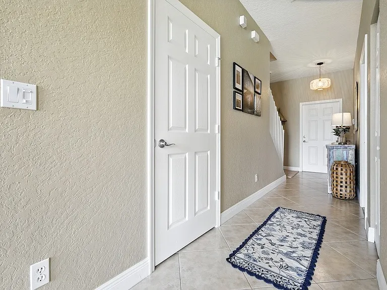 263 Provence Pl — Photo 5