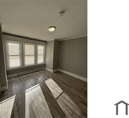 4044 N Franklin St — Photo 8
