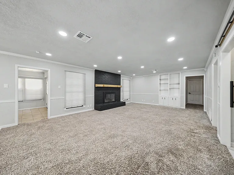 4106 Ermine Trl — Photo 11
