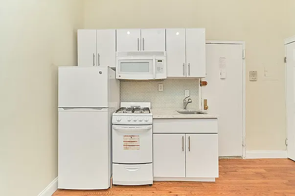 Rented by Living New York | media 4