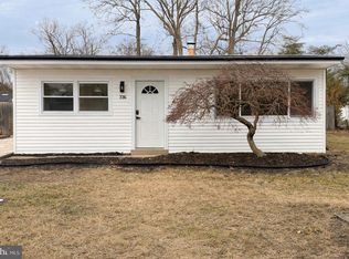 336 Larch Rd, Mount Laurel, NJ 08054