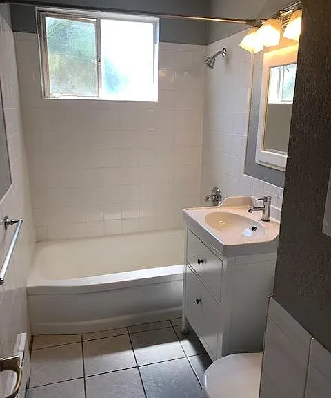2259 S Josephine St #304 — Photo 8