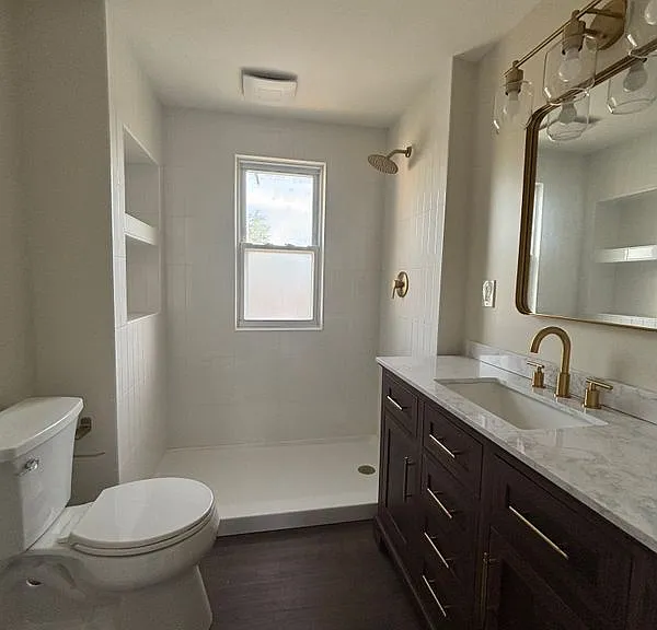 154 Midland Ave #UPPER — Photo 11