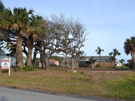 3rd image of 115 Banyan Dr