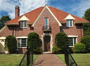 909 Hartford Ave, Johnston, RI 02919