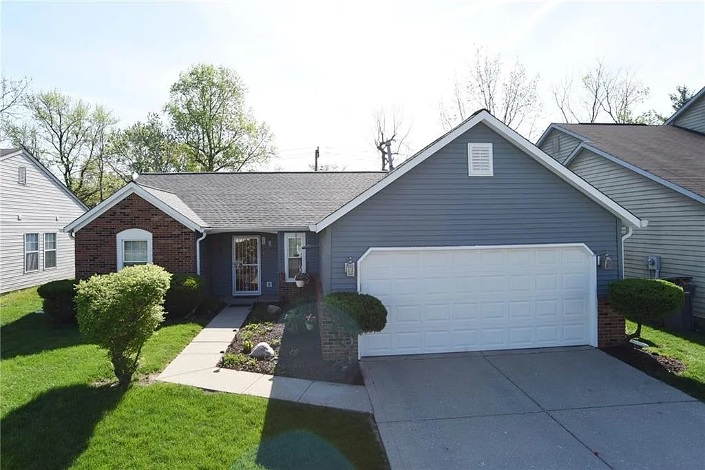 8103 Snug Harbor Dr photo 1