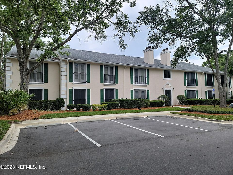 1st image of 13715 RICHMOND PARK Drive #307