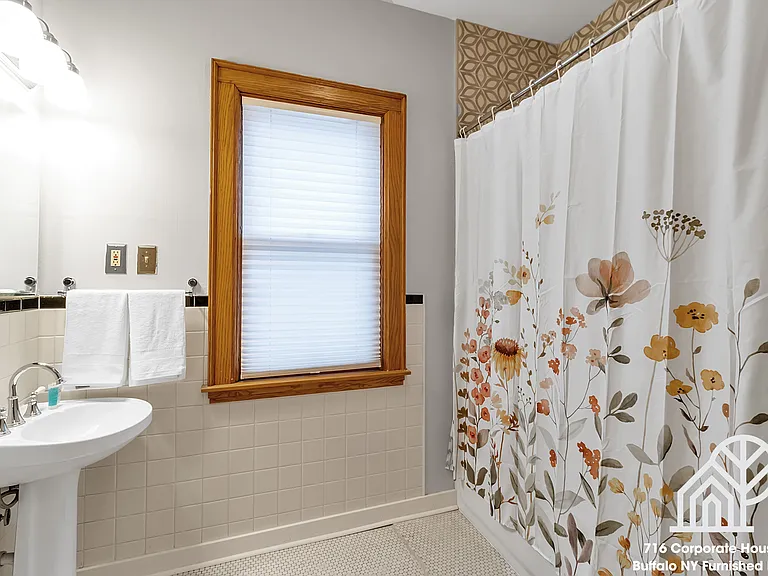 217 Norwood Ave #1-1A — Photo 4