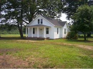 21070 Poole Rd, Yale, VA 23897