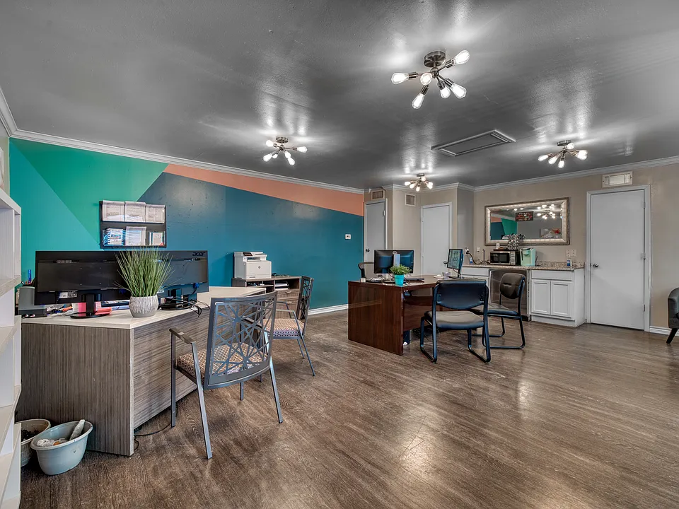 Midtown Manor and Towers Apartments Office