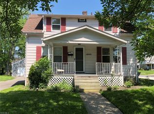 1603 Winchester Rd, Lyndhurst, OH 44124