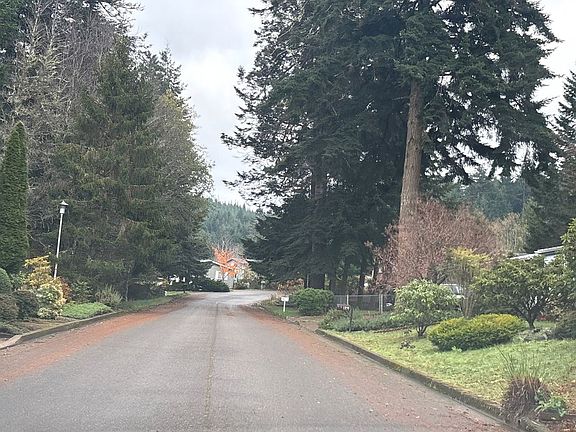 5th image of 1305 Kristi Loop