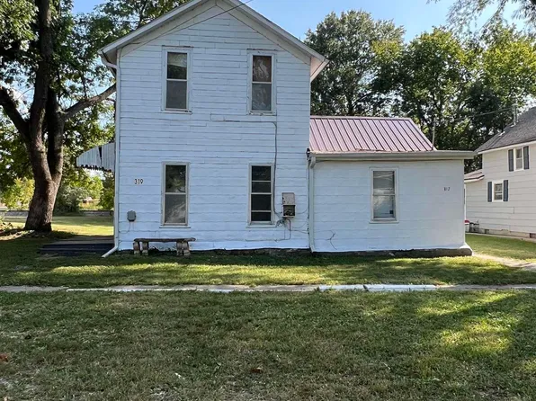 317/319 W Lord St, Osage City, KS 66523