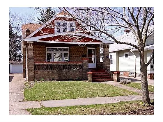 3678 W 138th St photo 1