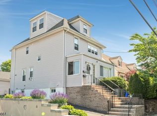 50 Chestnut St, Belleville, NJ 07109