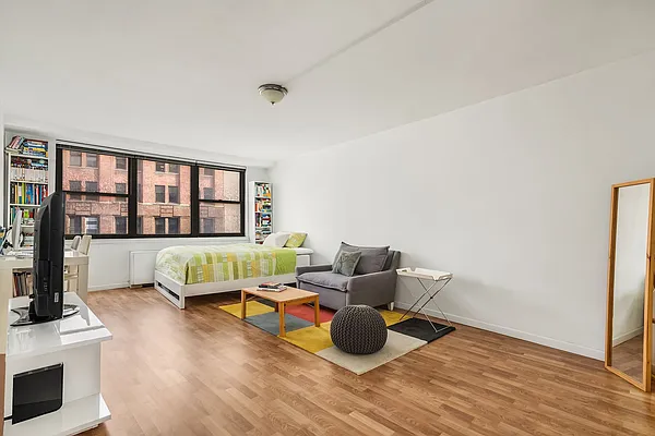 Sold by Compass | media 2