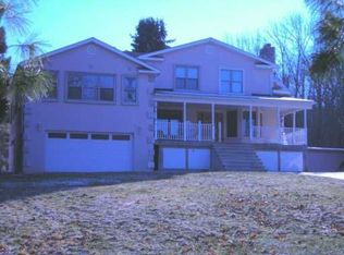 300 Bellvale Lakes Rd, Warwick, NY 10990