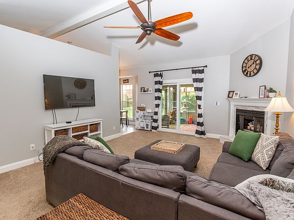 5th image of 4553 Parkwood Ct