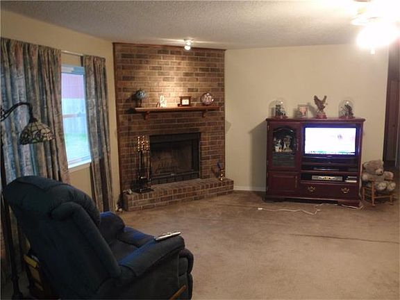 4th image of 616 Esplanade St