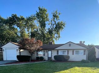 251 Sauk Trl, Park Forest, IL 60466