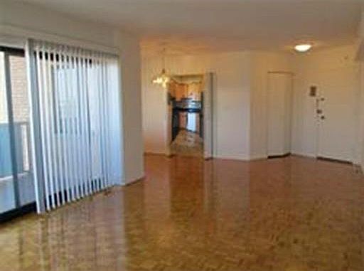 3rd image of 300 Lynn Shore Dr APT 1010
