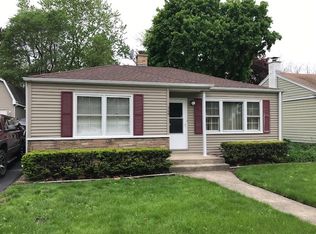 340 N Schiller St, Palatine, IL 60067