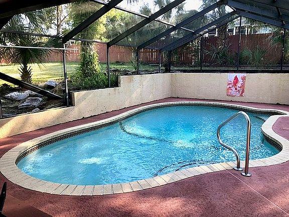 4th image of 5847 W Pine Cir