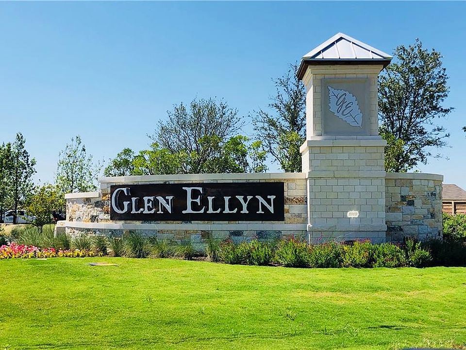 1st image of 2068 Port Ellen Dr
