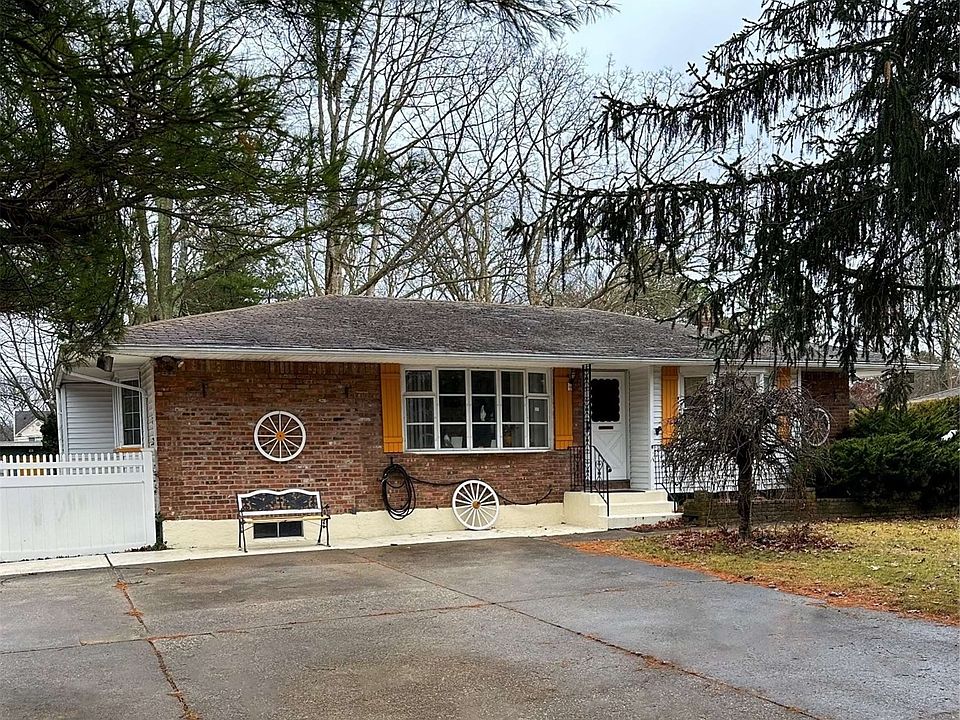 741 Ocean Avenue, Bohemia, NY 11716 Zillow