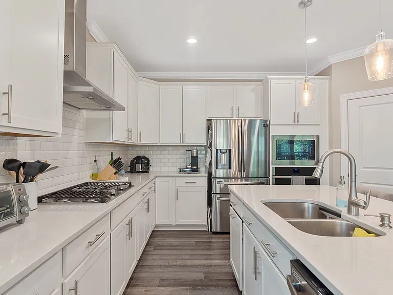 2509 Heathland Farm Dr — Photo 5