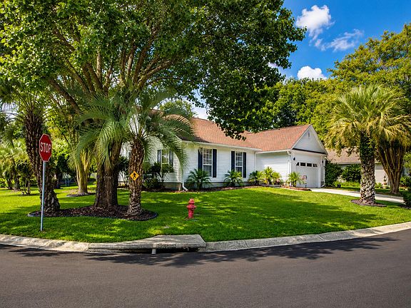 2nd image of 300 Spring Hill Ln