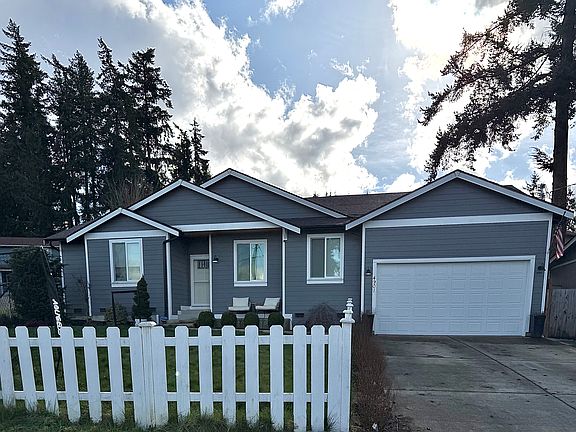 3rd image of 4901 N Island Dr E