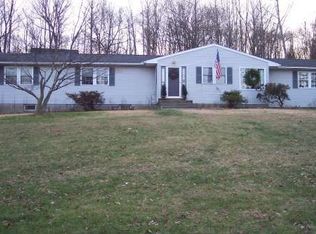 565 Jarvis St, Cheshire, CT 06410