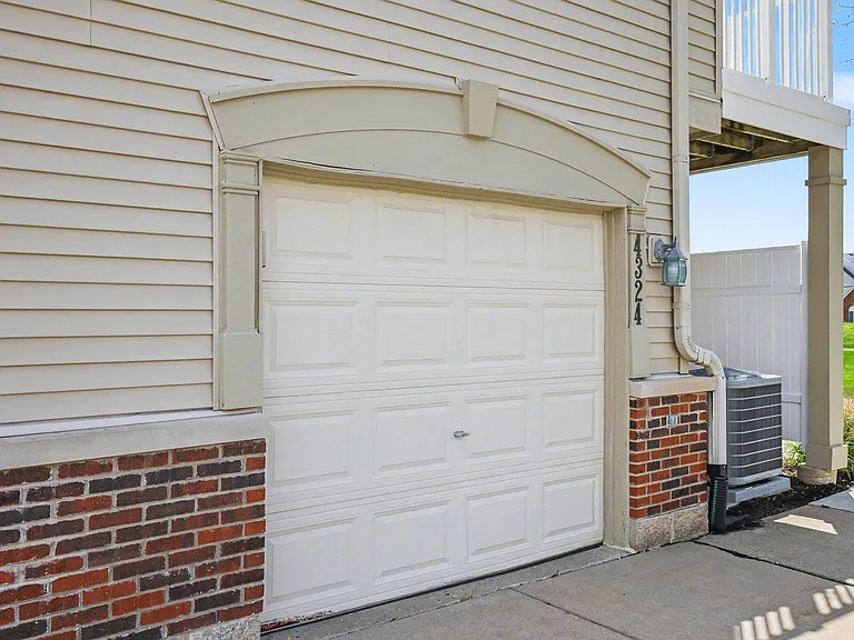 4324 Hampton Ridge Blvd — Photo 22
