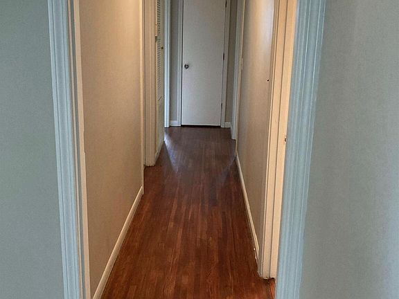 4th image of 3717 Woodbury Dr