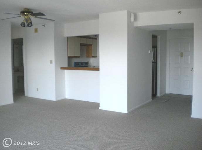 1st image of 900 N Stafford St APT 2527