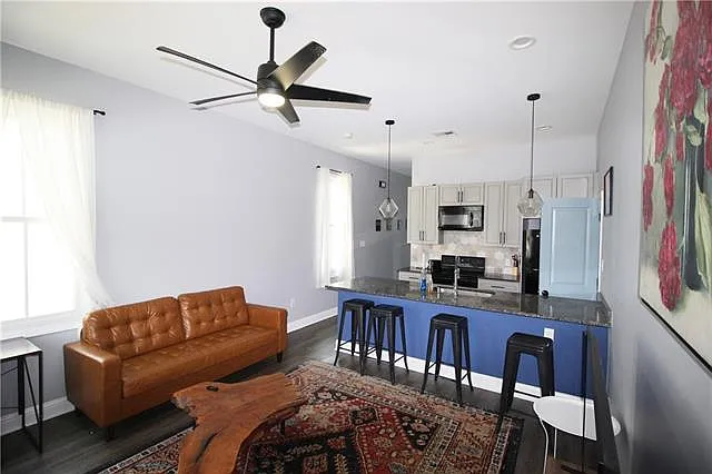 1225 Clouet St #1225 — Photo 4