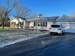 1319 Rodes Dr, Bowling Green, KY 42104