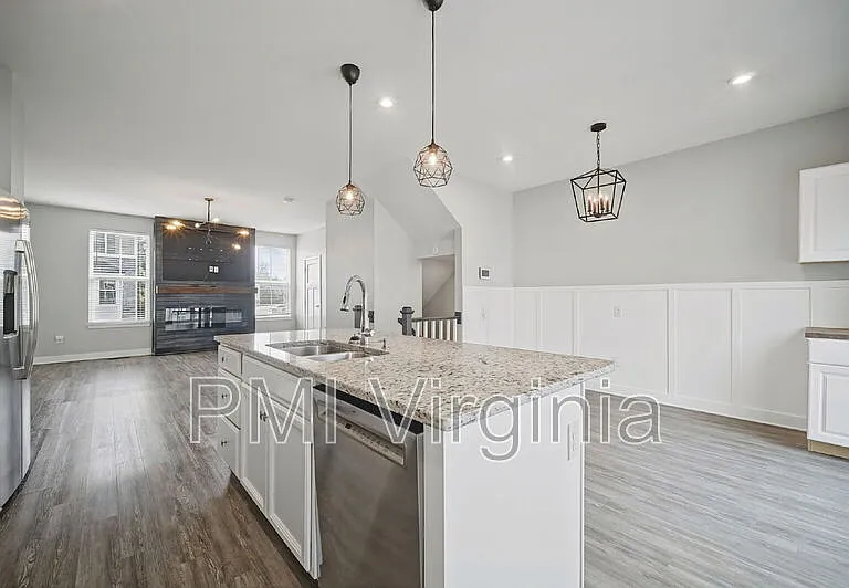 905 Hornswaggle Way — Photo 4