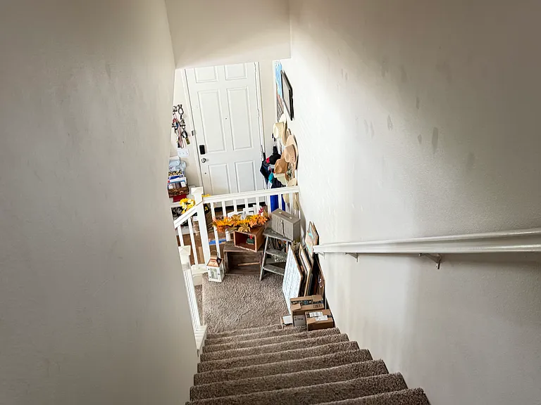88 Ivory Ave — Photo 7
