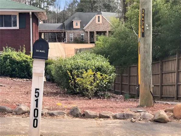 5100 Alexander Ave, Union City, GA 30291